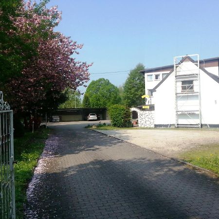 Hotel Saarland Lebach Exterior foto